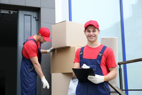 Middle-stage investigation of a removal van complaint